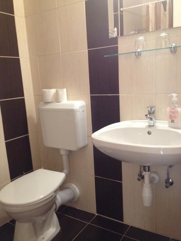 Hotel Family Balatonföldvár Rom bilde