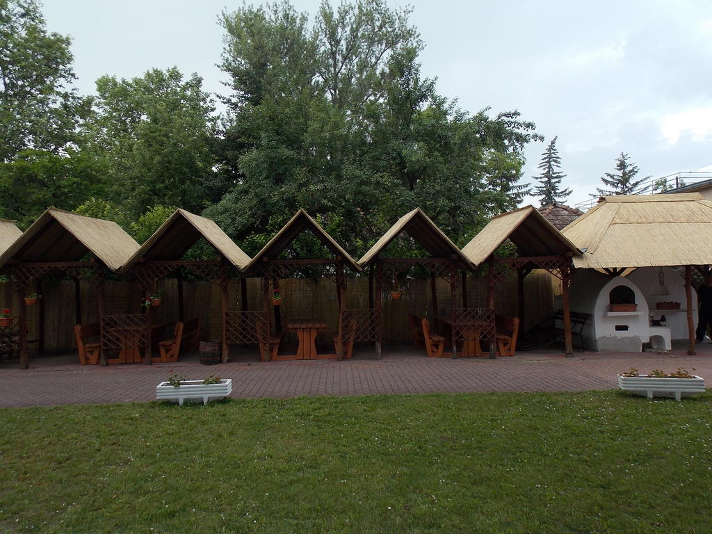 Hotel Family Balatonföldvár Eksteriør bilde
