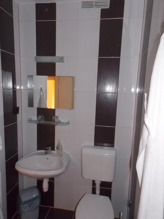 Hotel Family Balatonföldvár Eksteriør bilde